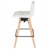 Chaise de bar blanche, Gamme mae