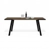 Table à manger 180 cm, plateau noyer et pieds en métal noir, Gamme drift
